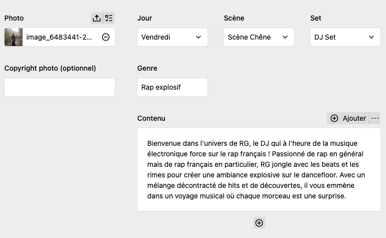 Différents champs d'une interface (Photo, Jour, Scène, etc)